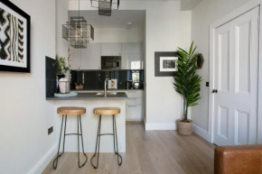 Holyrood Park City Centre Apartment